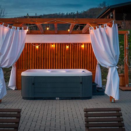 Chaty Skwirutowe Wzgorze - Domki Caloroczne Solina  Exteriér fotografie